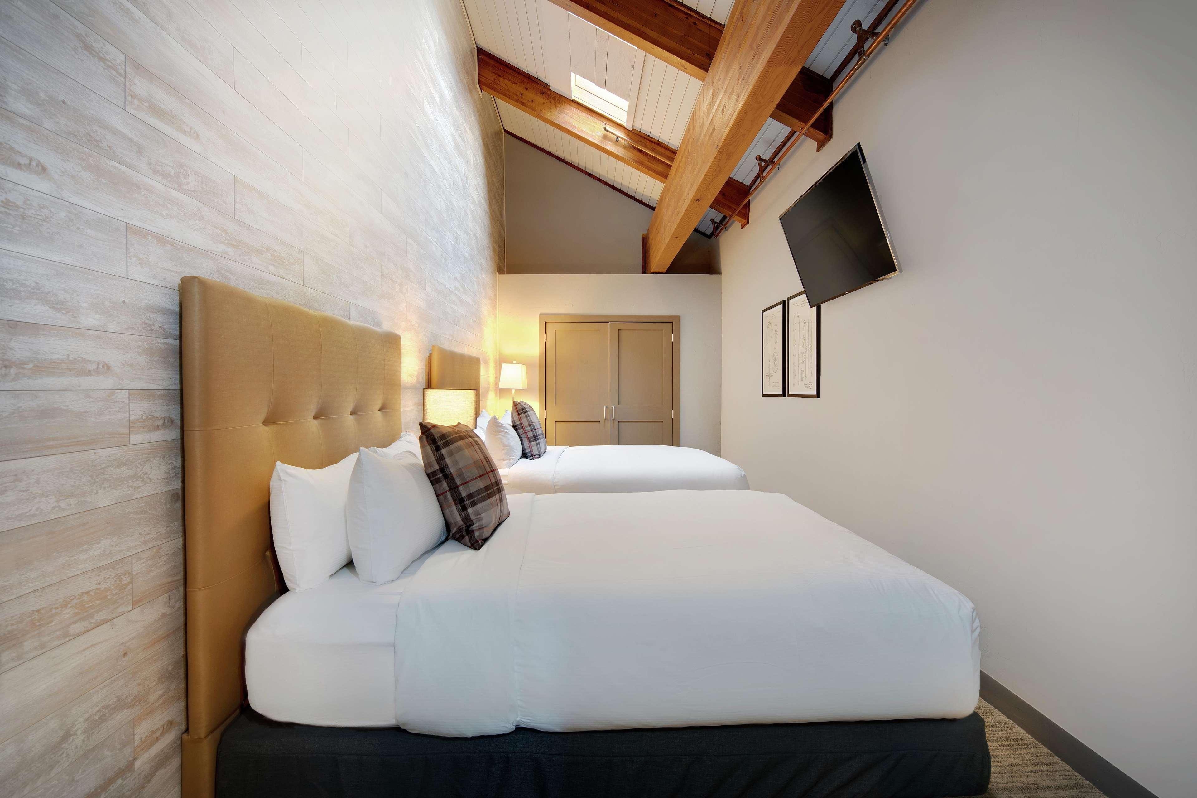 Highline Vail - A Doubletree By Hilton Hotel Exterior photo