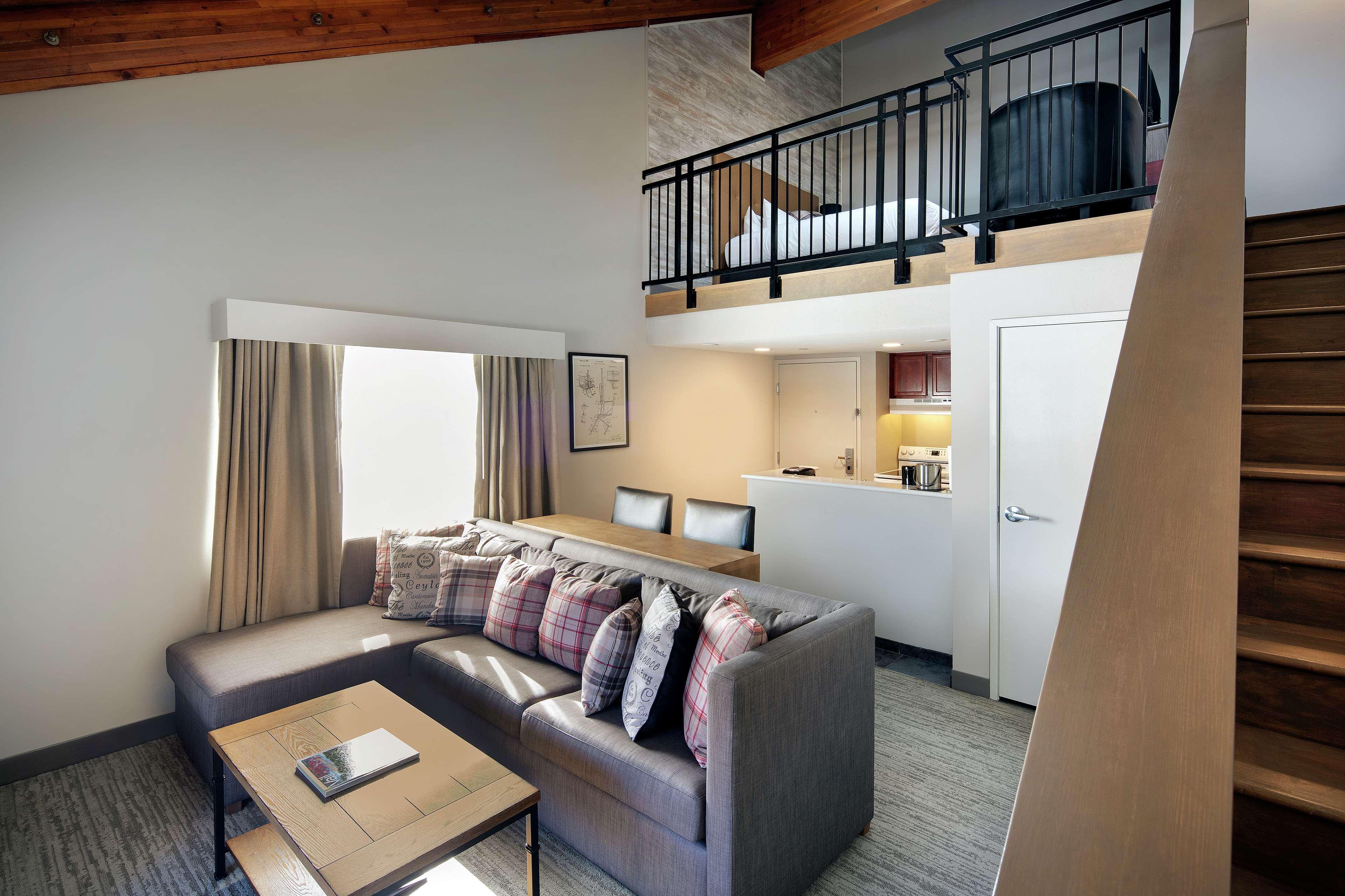 Highline Vail - A Doubletree By Hilton Hotel Exterior photo